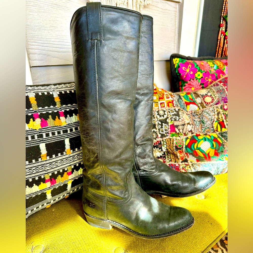 Vintage FRYE Leather Riding Boots 'Dorado' Tall Boots
US Women's Size 6.5 Black